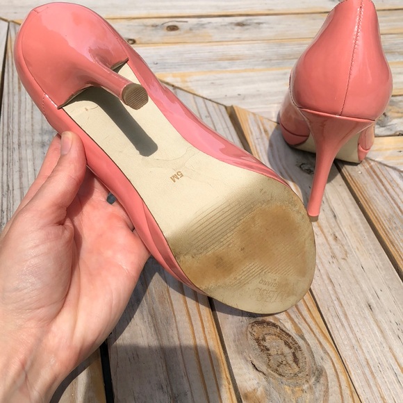 Guess Peep Toe High Heels - Picture 3 of 4